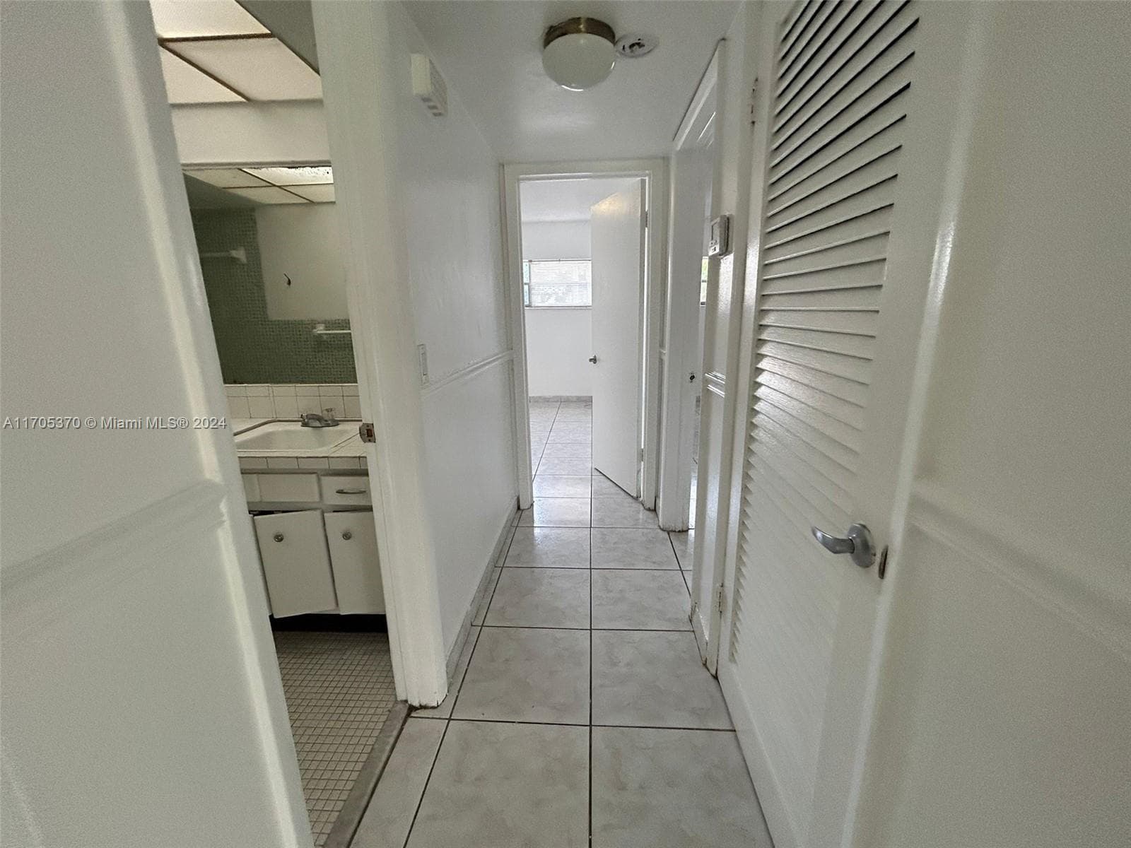 11855 NE 19th Dr # 8, North Miami FL 33181 — 8