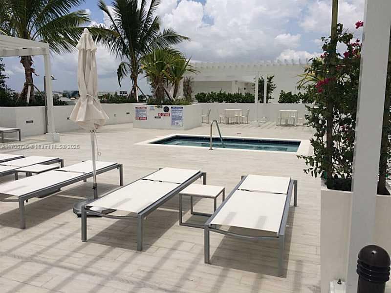4250 Biscayne Blvd # 1104, Miami FL 33137 — 17