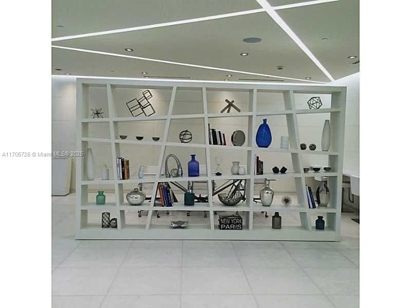 4250 Biscayne Blvd # 1104, Miami FL 33137 — 30
