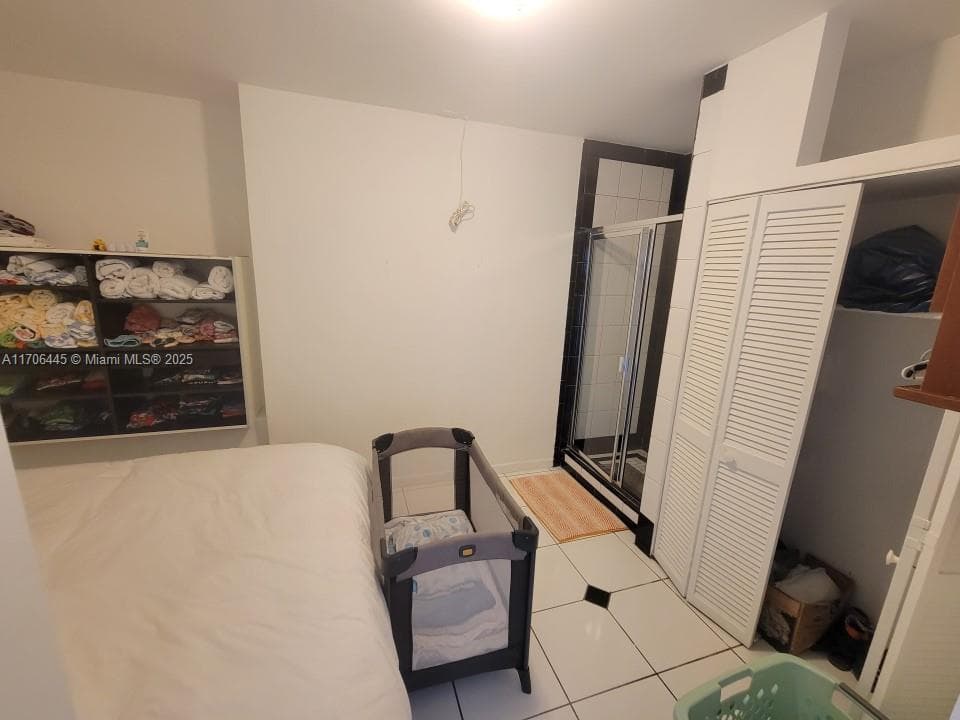 5601 Collins Ave # 9, Miami Beach FL 33140 — 26