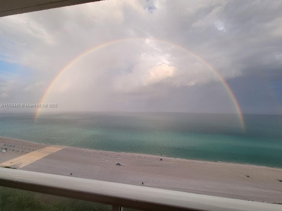 5601 Collins Ave # 9, Miami Beach FL 33140 — 45
