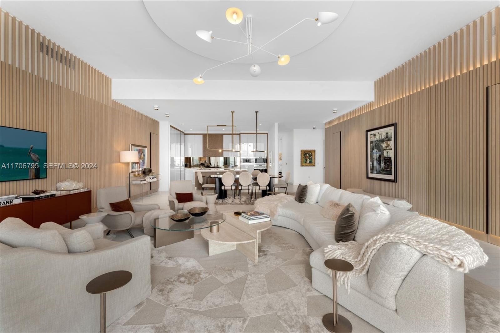 2811 S Bayshore Dr, Miami FL 33133 — 28