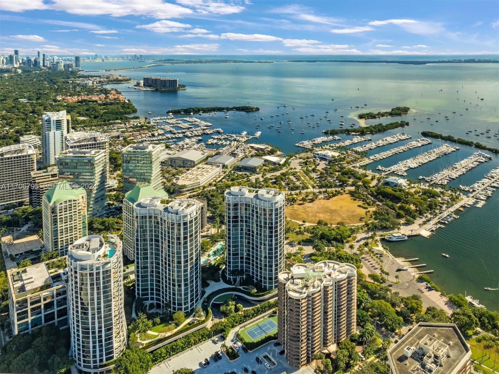 2811 S Bayshore Dr, Miami FL 33133 — 31