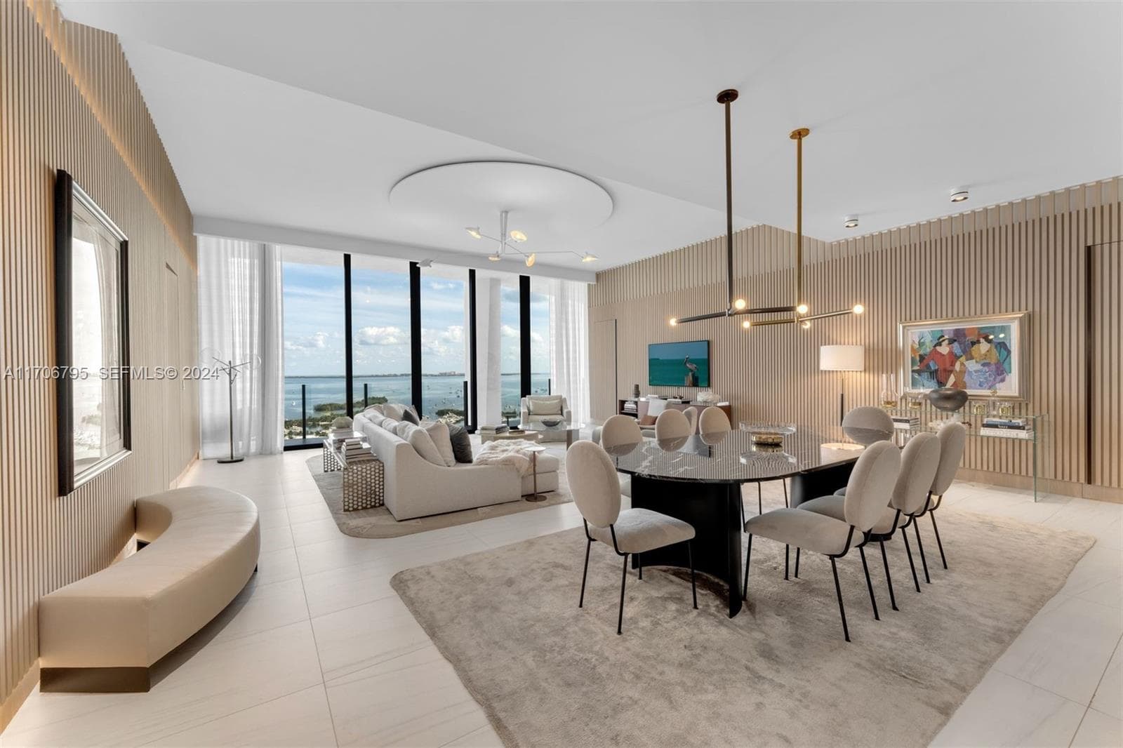 2811 S Bayshore Dr, Miami FL 33133 — 25