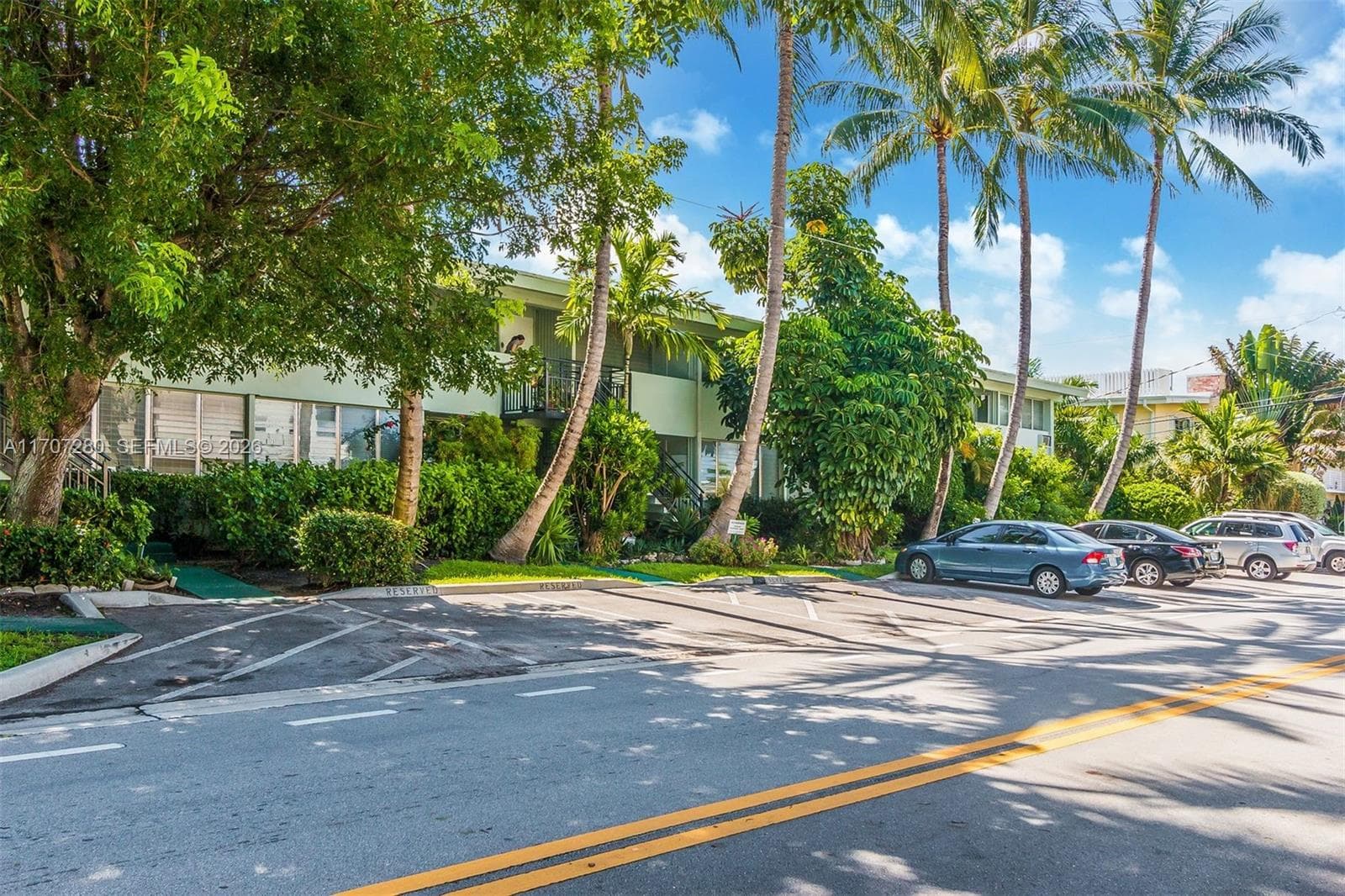 1060 98 St, Bay Harbor Islands FL 33154 — 18
