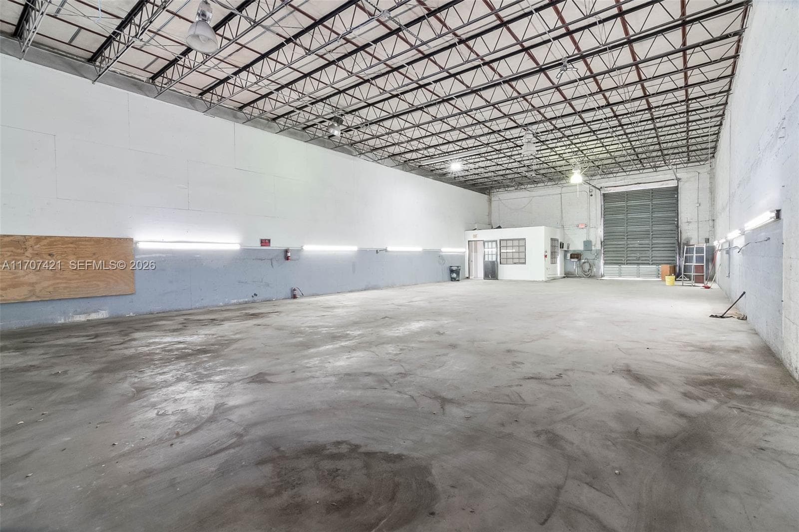 3200 NW South River Dr, Miami FL 33142 — 28