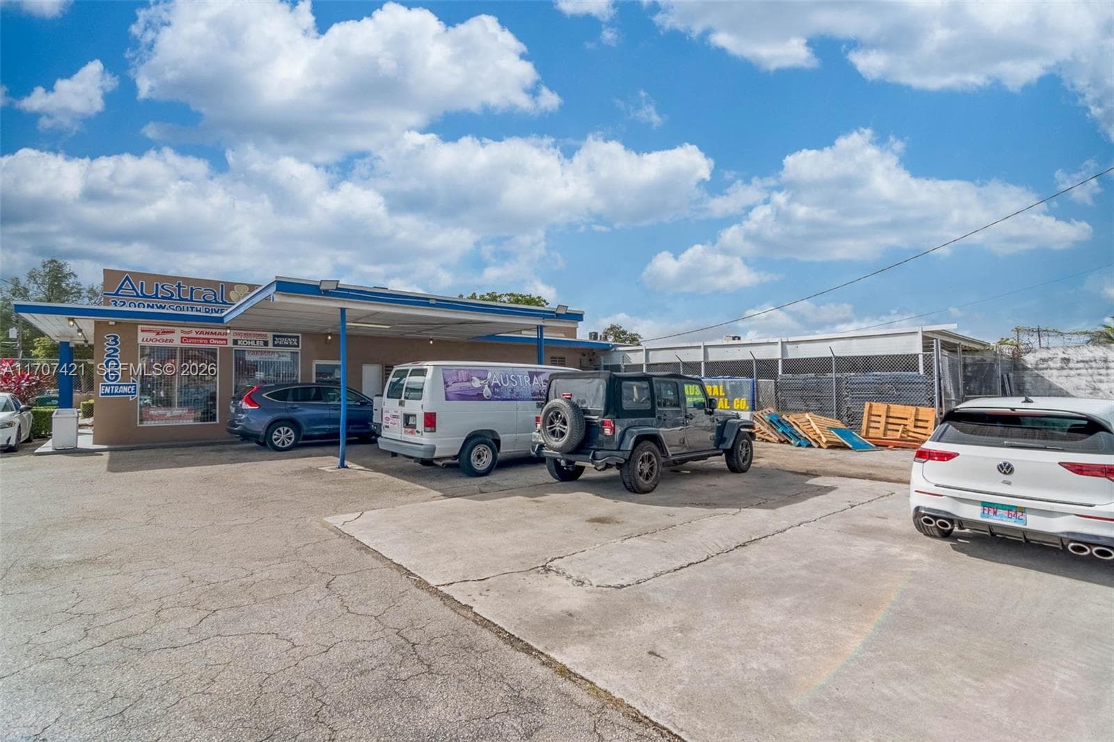 3200 NW South River Dr, Miami FL 33142 — 5