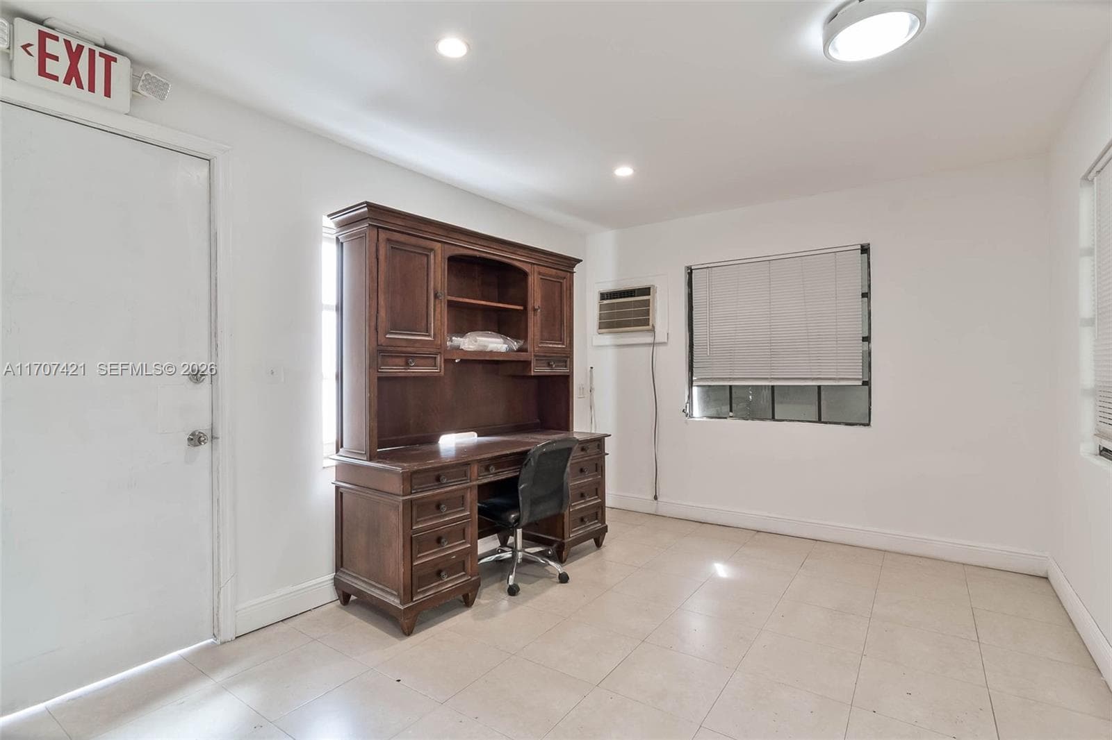 3200 NW South River Dr, Miami FL 33142 — 24