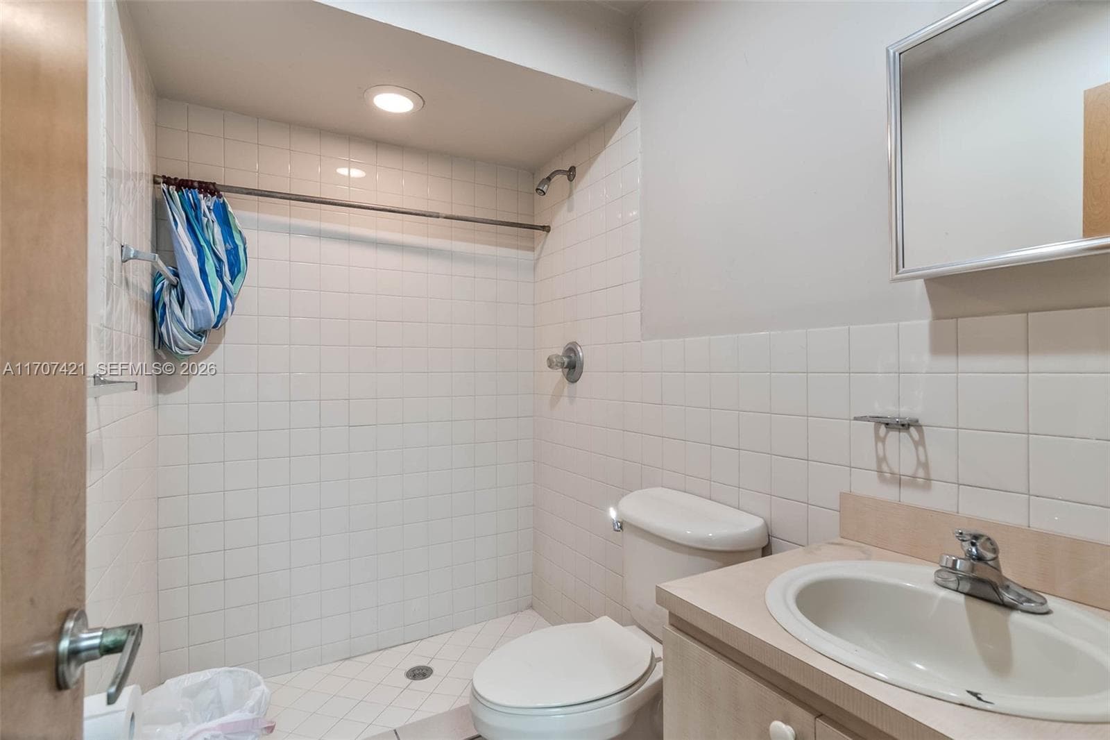 3200 NW South River Dr, Miami FL 33142 — 21