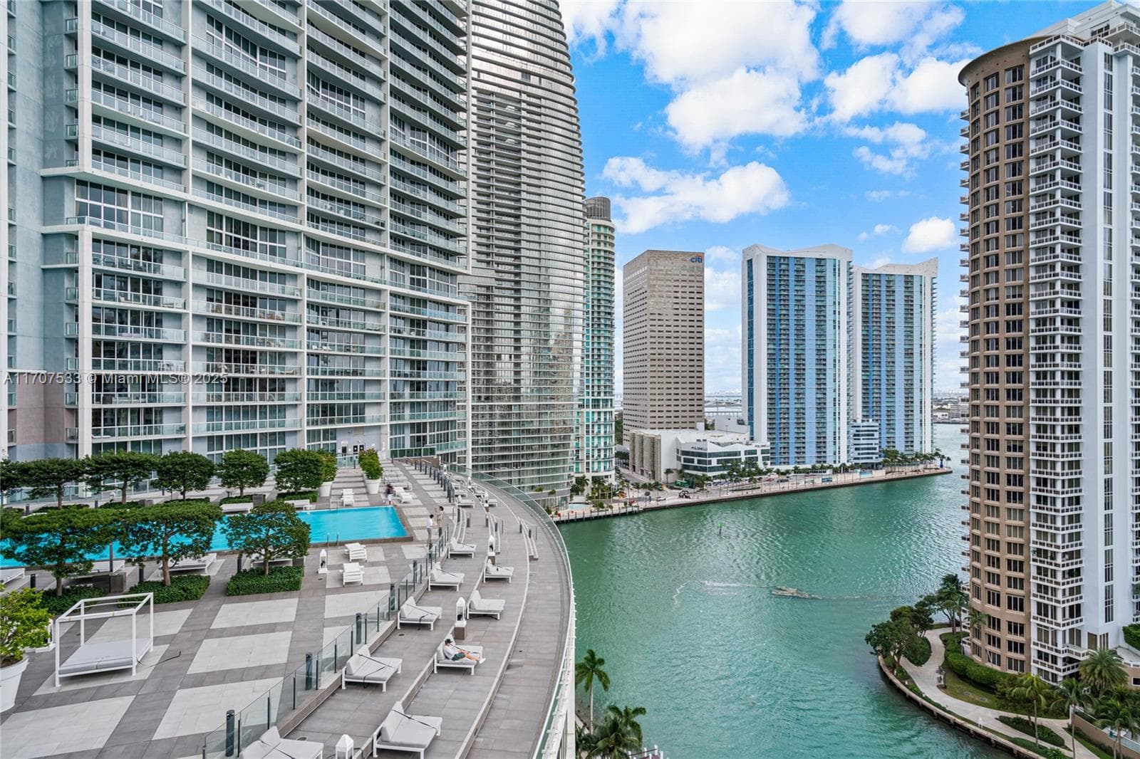 495 Brickell Ave # 1702, Miami FL 33131 — 52