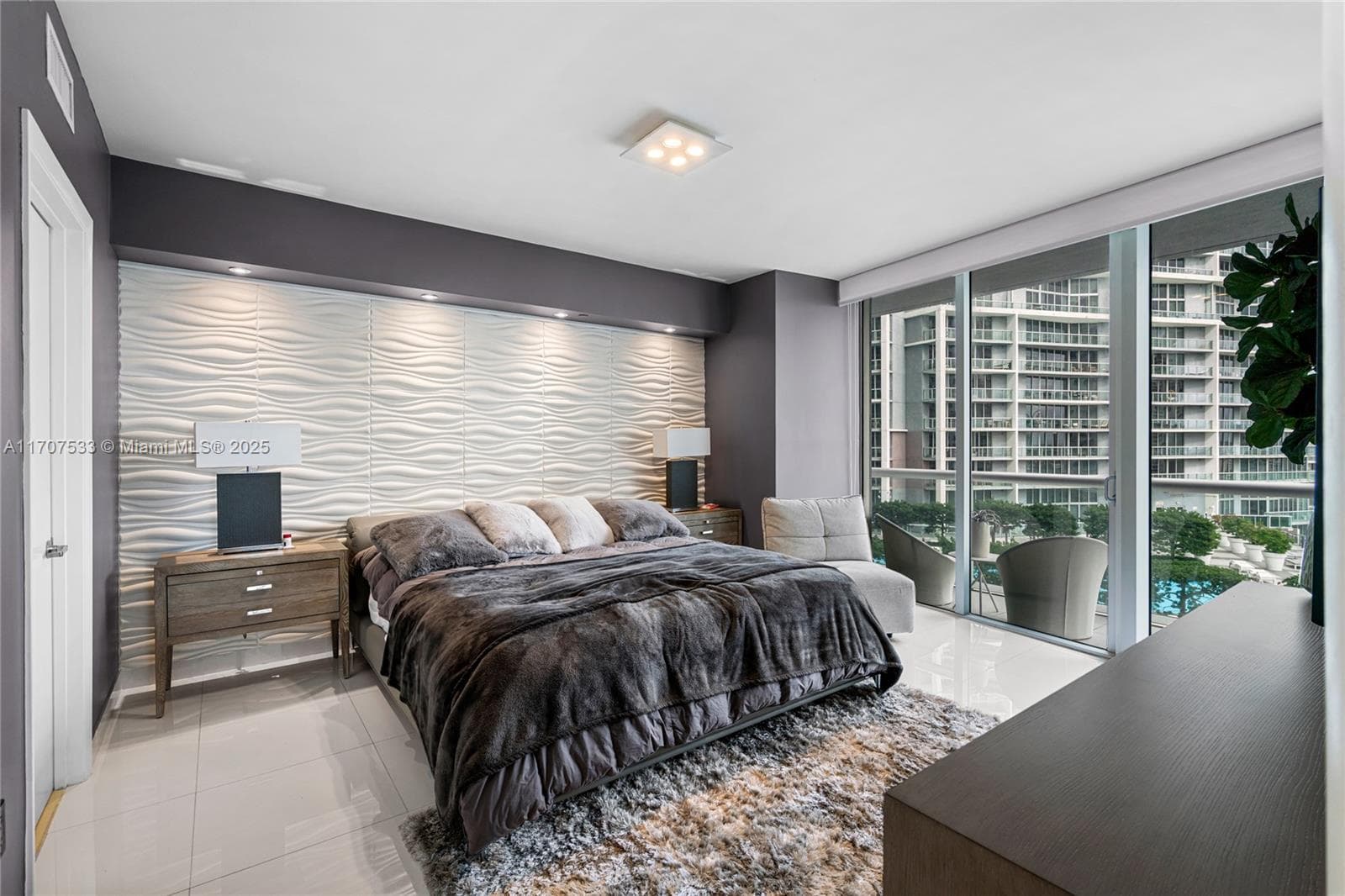 495 Brickell Ave # 1702, Miami FL 33131 — 26