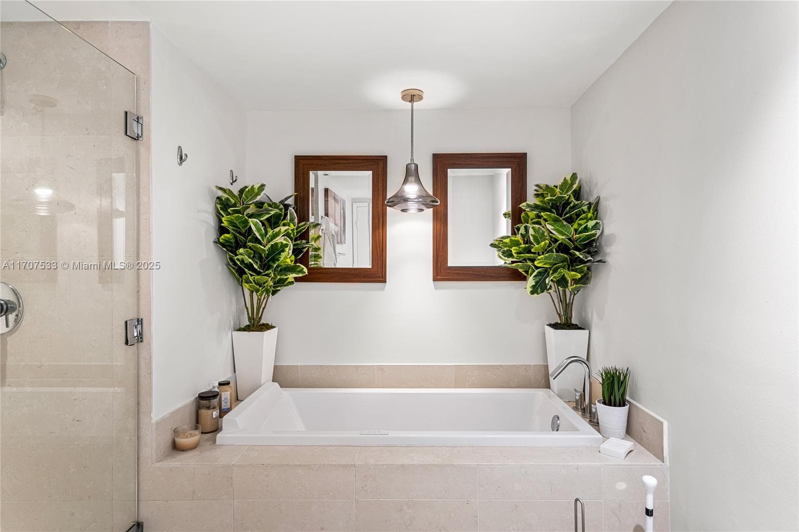 495 Brickell Ave # 1702, Miami FL 33131 — 38