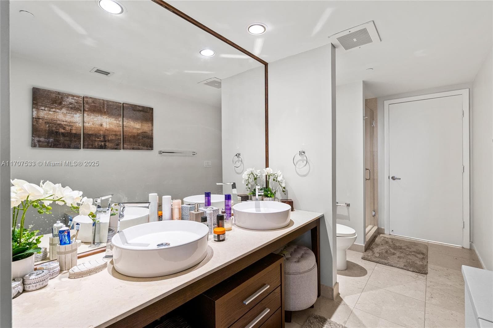 495 Brickell Ave # 1702, Miami FL 33131 — 31