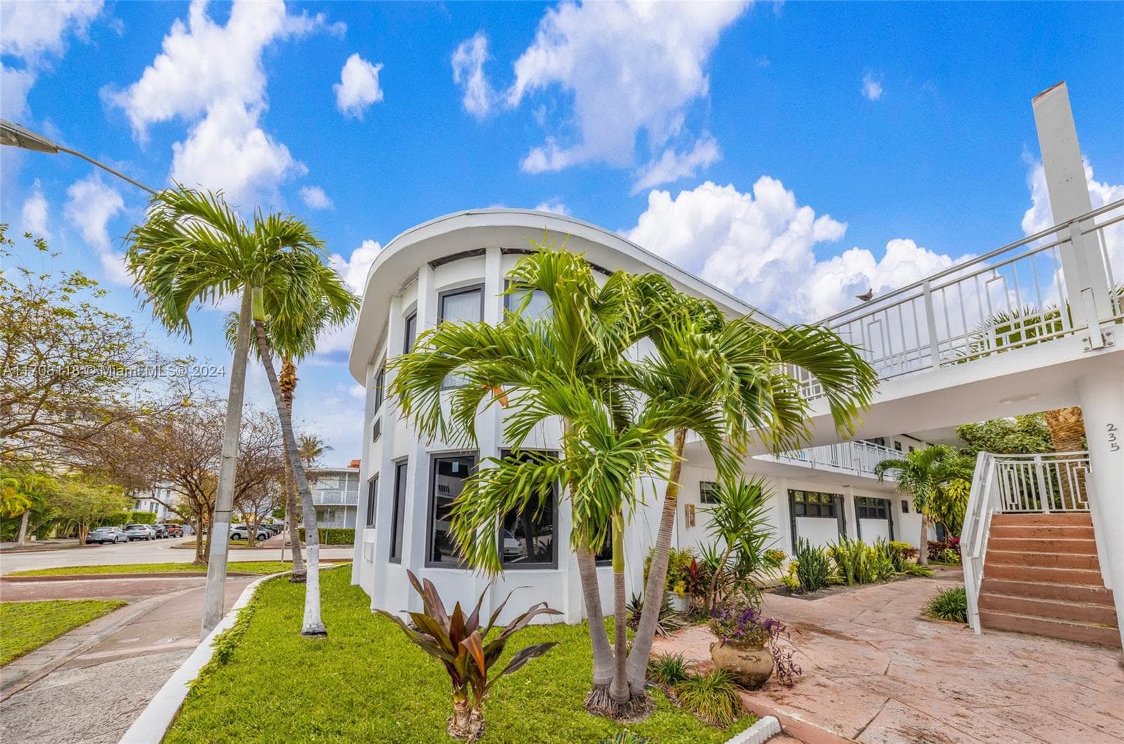 235 78th St, Miami Beach FL 33141 — 7