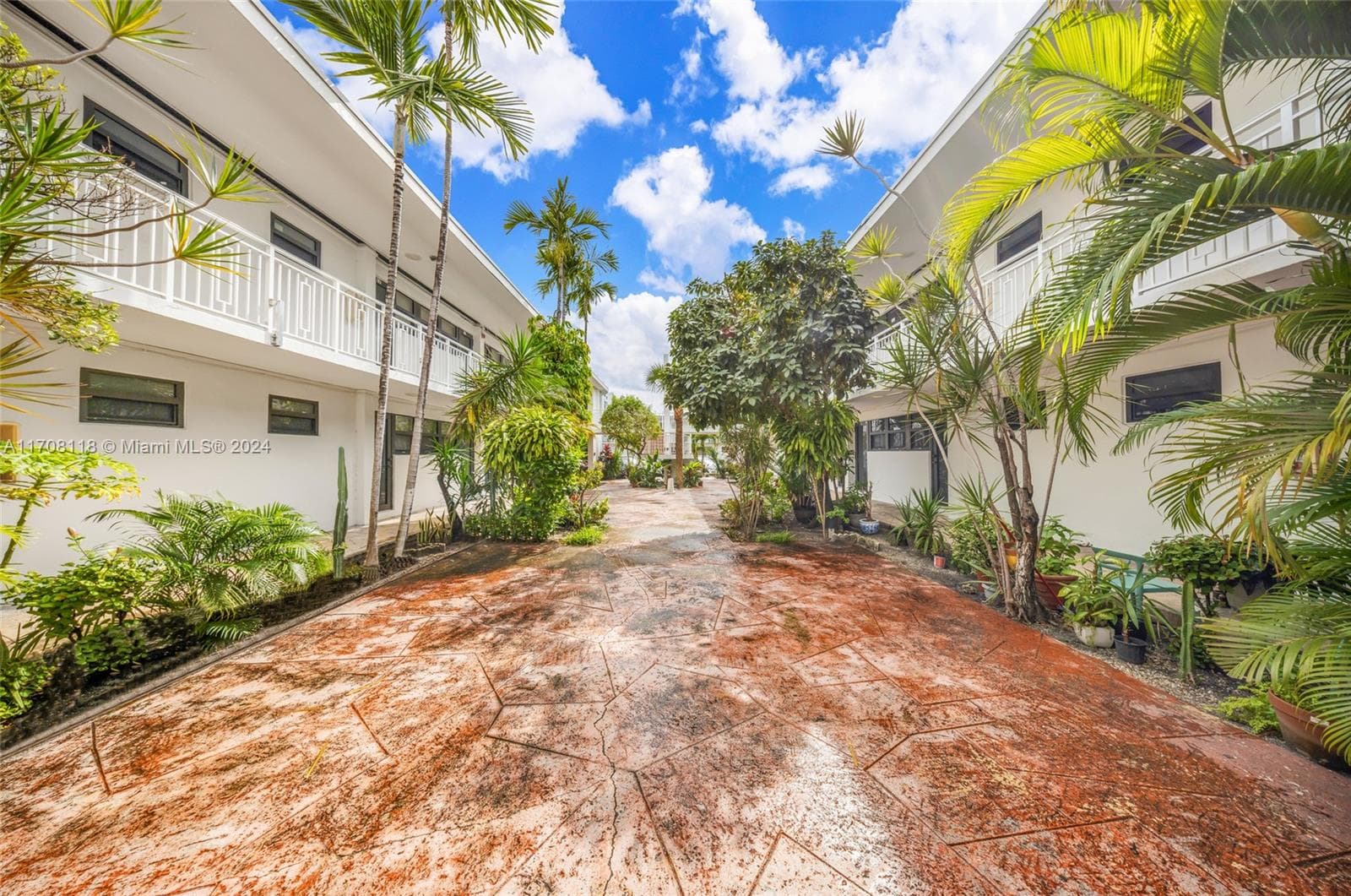 235 78th St, Miami Beach FL 33141 — 9