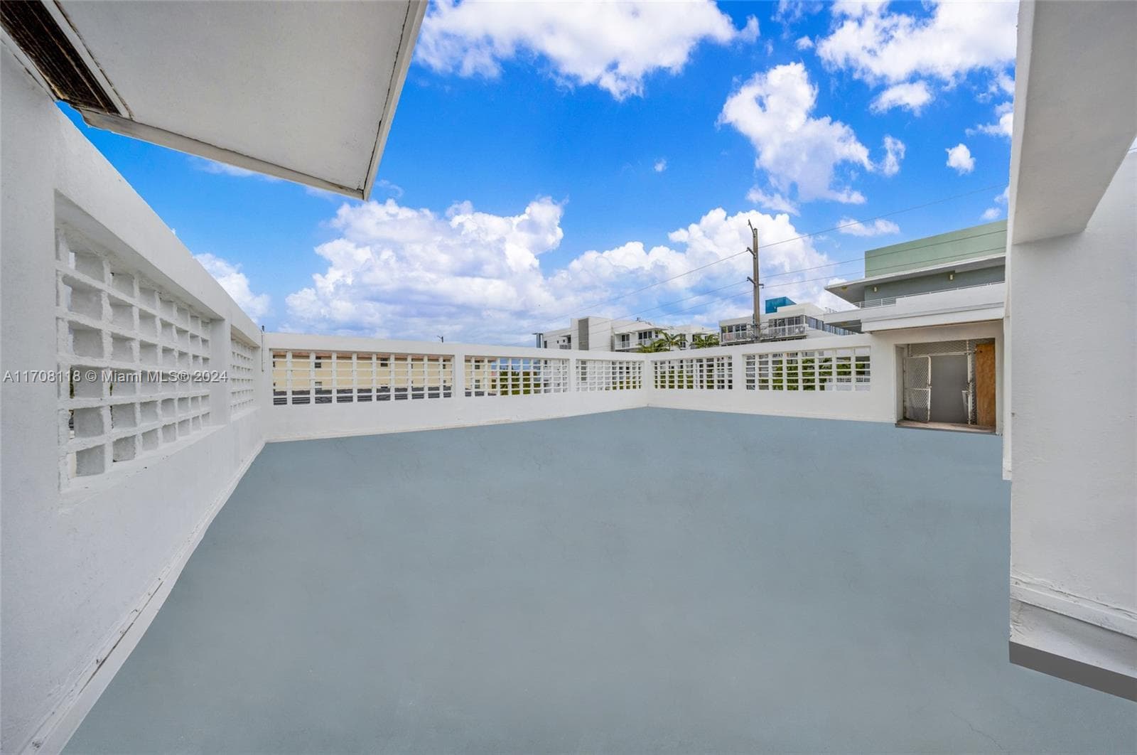 235 78th St, Miami Beach FL 33141 — 15