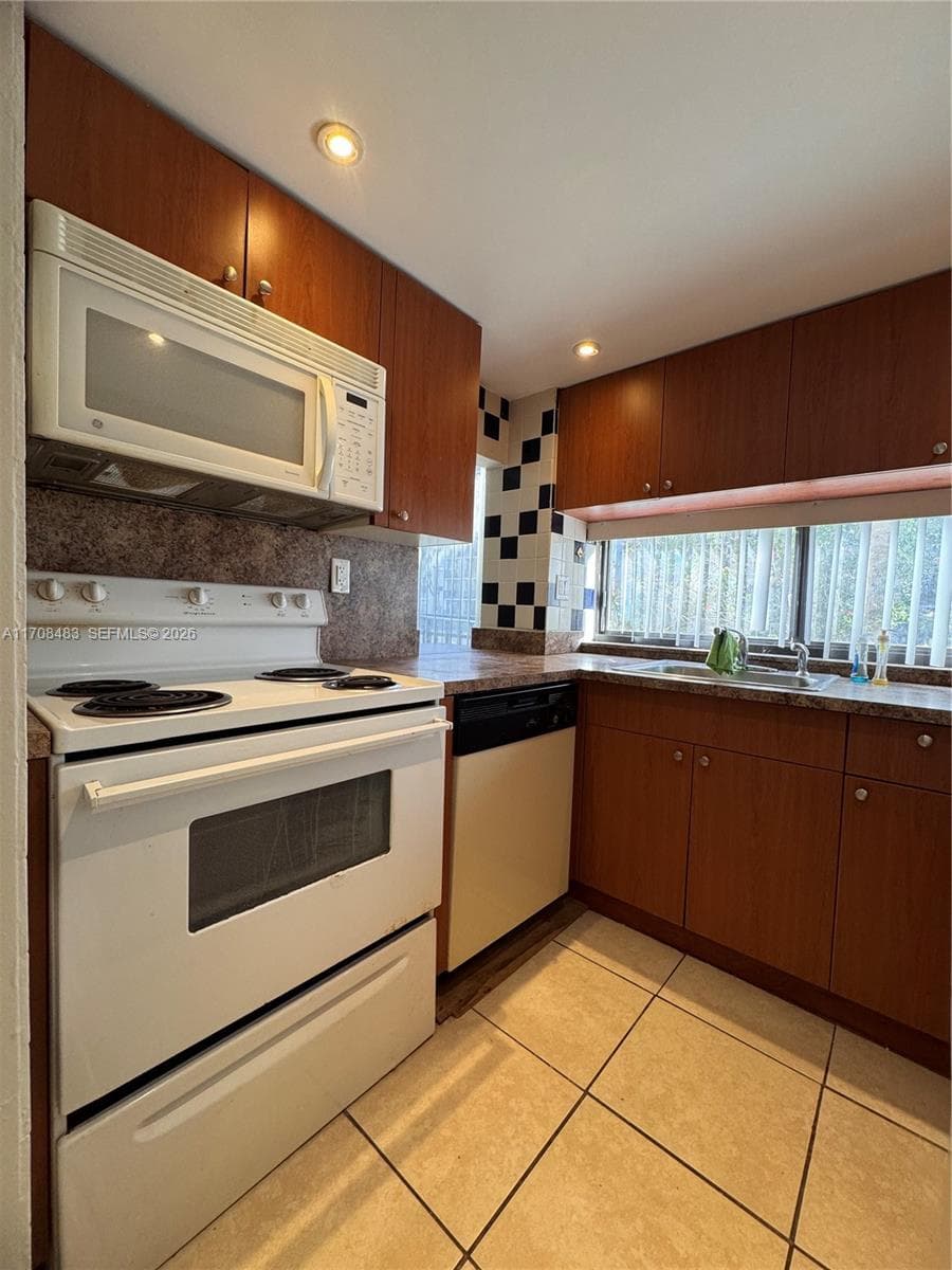 16919 N Bay Rd # 117, Sunny Isles Beach FL 33160 — 7