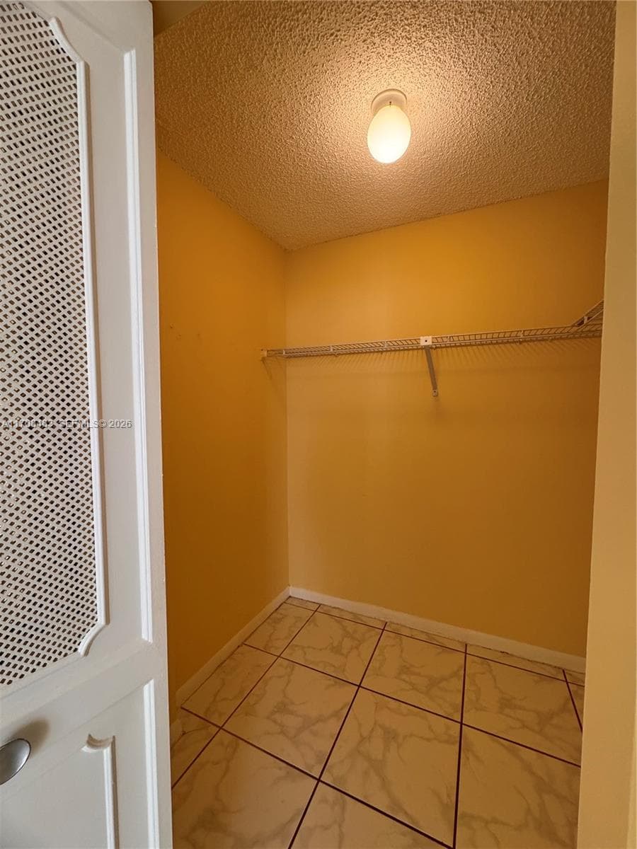 16919 N Bay Rd # 117, Sunny Isles Beach FL 33160 — 14