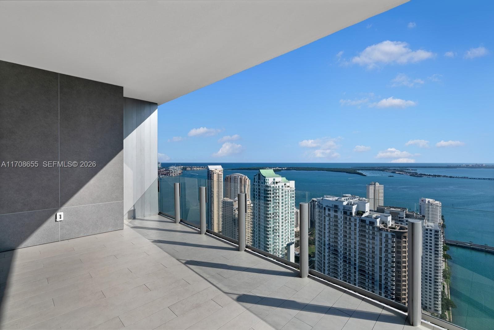 300 Biscayne Blvd Way # 4703, Miami FL 33131 — 42