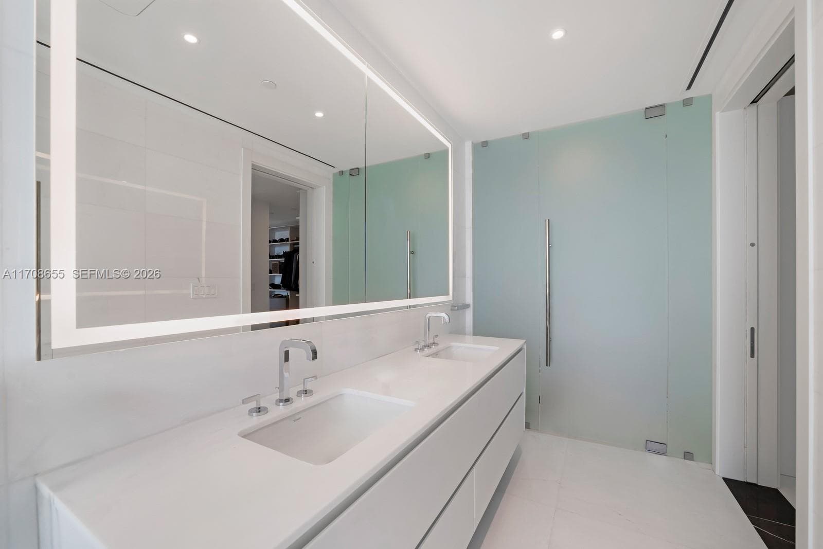 300 Biscayne Blvd Way # 4703, Miami FL 33131 — 16