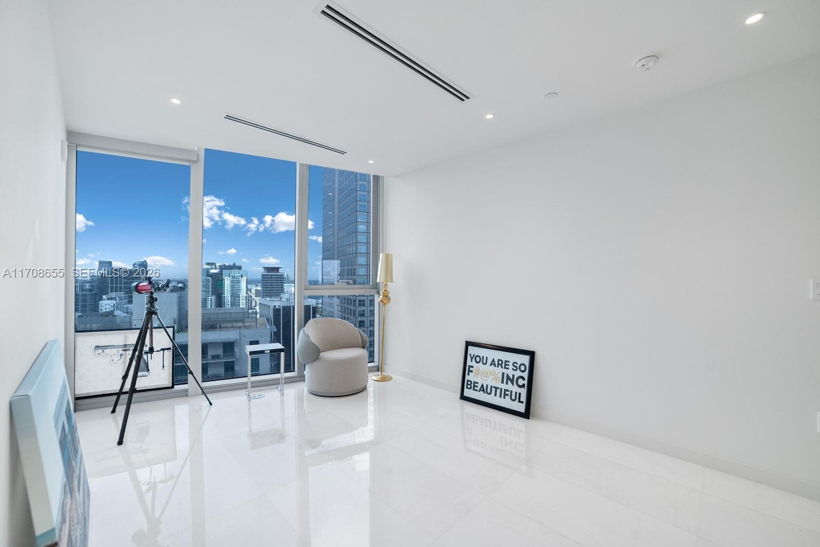 300 Biscayne Blvd Way # 4703, Miami FL 33131 — 22