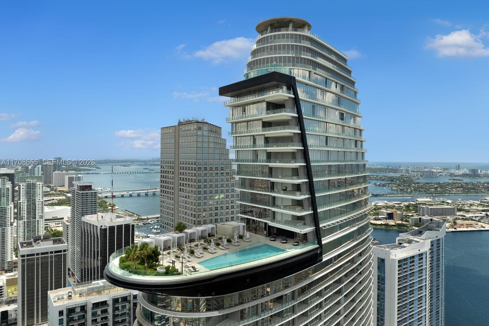 300 Biscayne Blvd Way # 4703, Miami FL 33131 — 59
