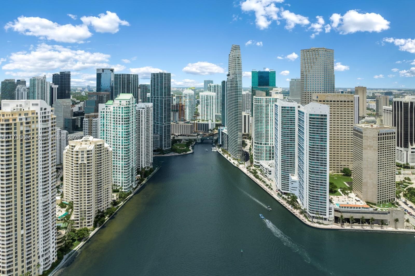 300 Biscayne Blvd Way # 4703, Miami FL 33131 — 85