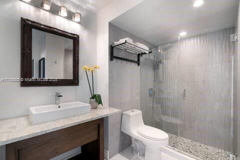 100 Lincoln Rd # 739, Miami Beach FL 33139 — 13