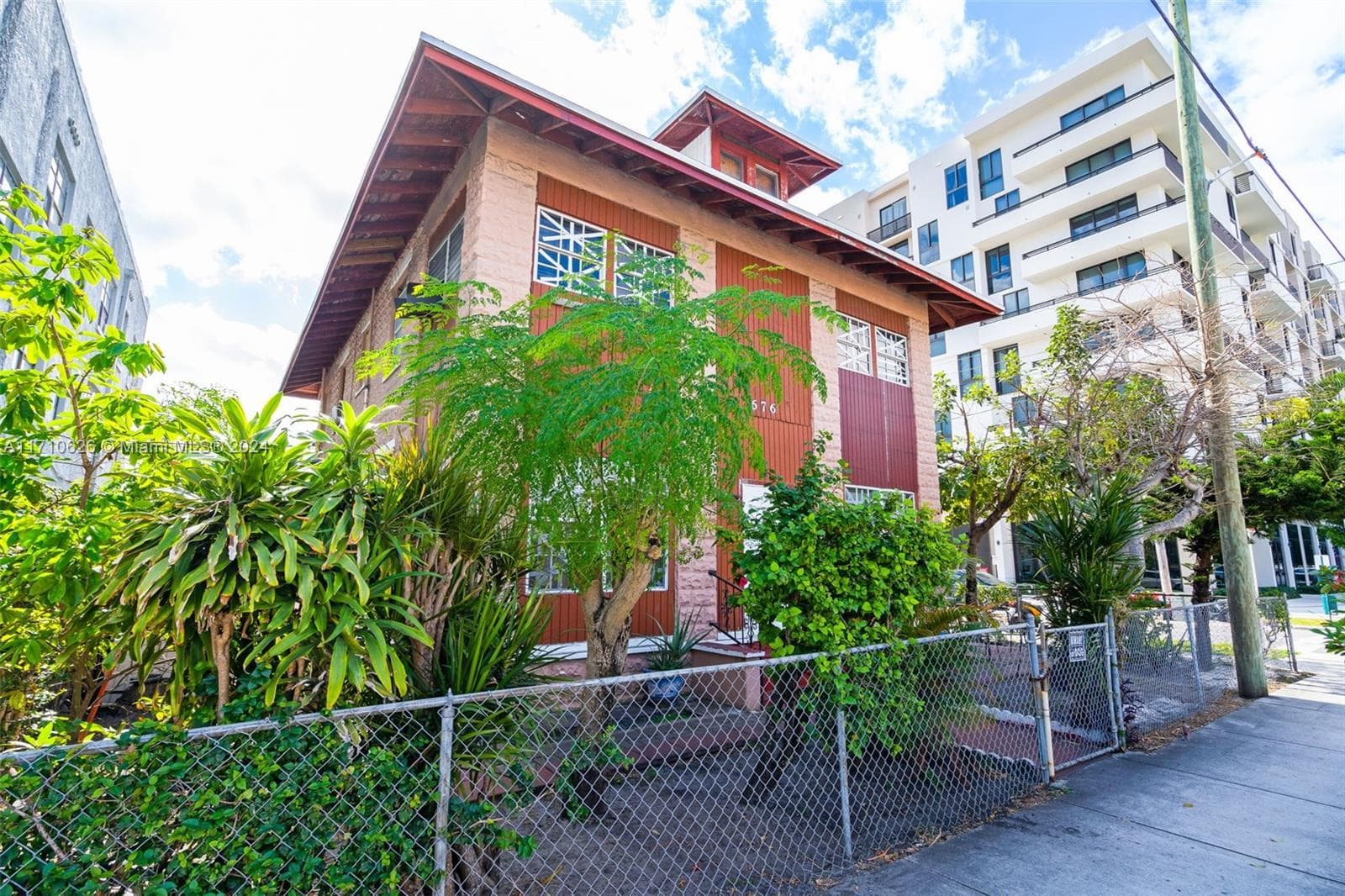 676 SW 1st St, Miami FL 33130 — 12