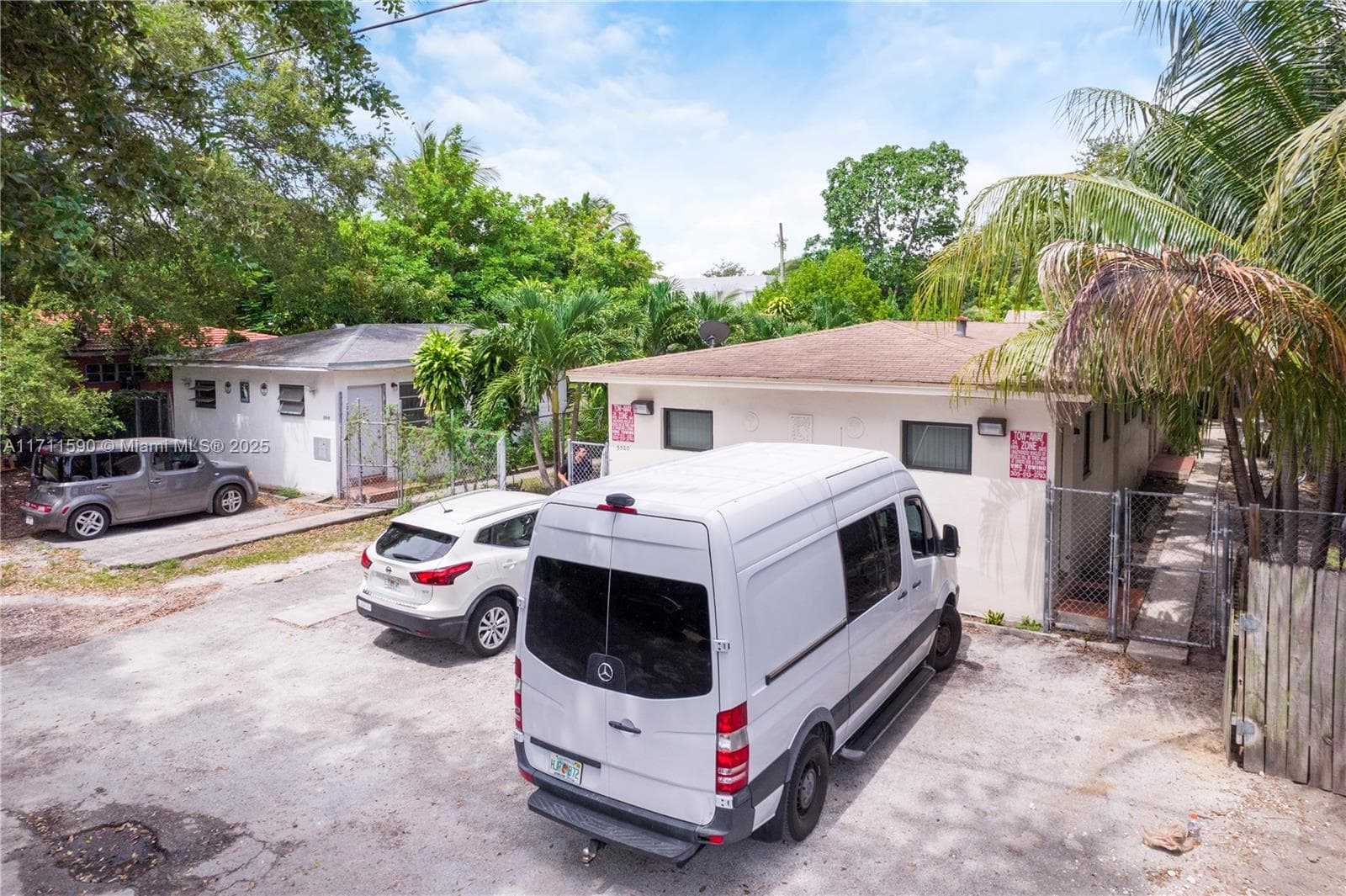 5520 NE 1st Ct, Miami FL 33137 — 5