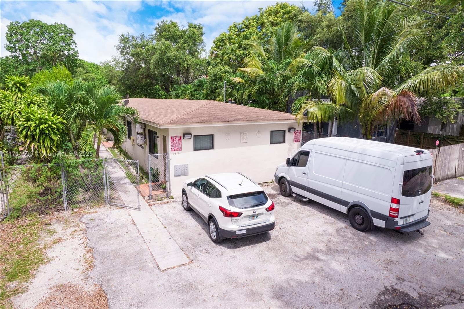 5520 NE 1st Ct, Miami FL 33137 — 4
