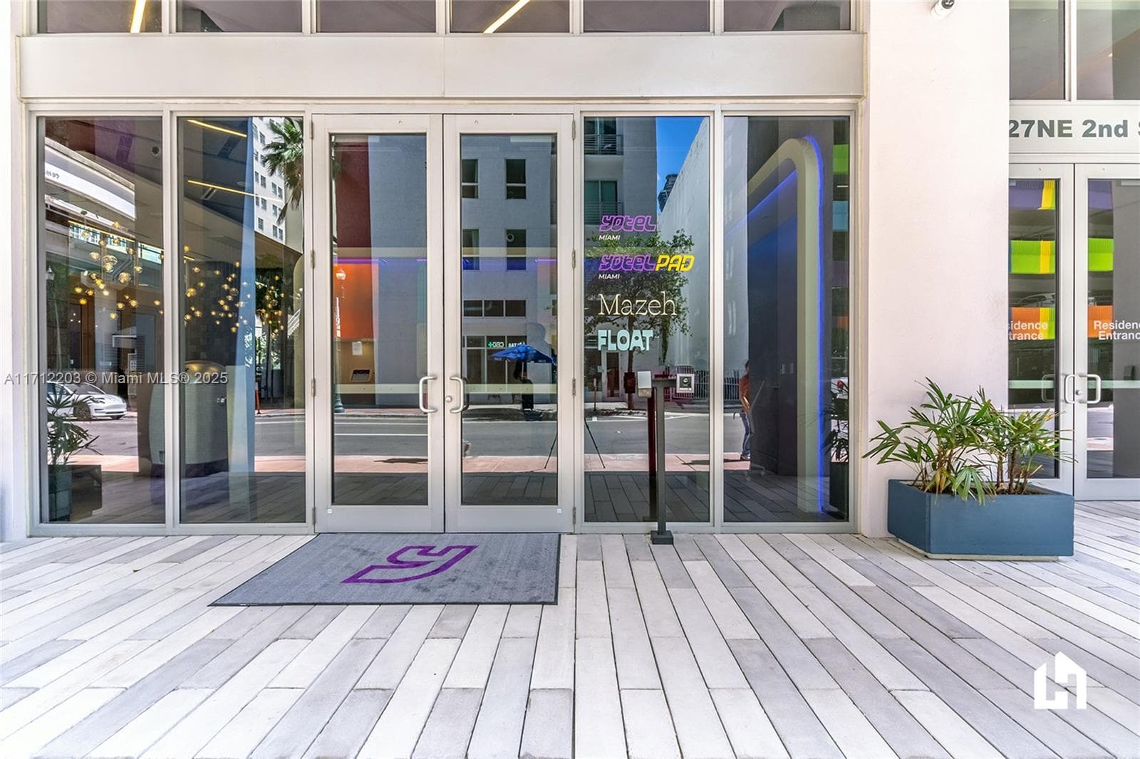 227 NE 2nd St # 2412, Miami FL 33132 — 34