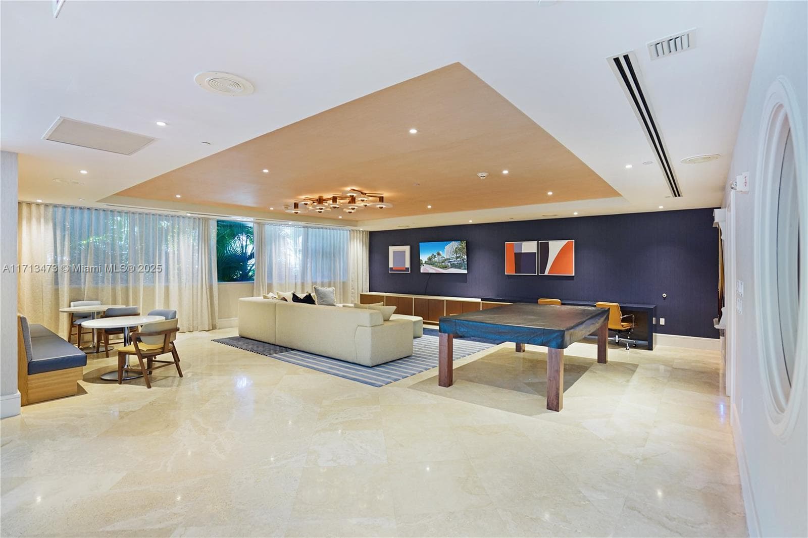 4401 Collins Ave, Miami Beach FL 33140 — 75