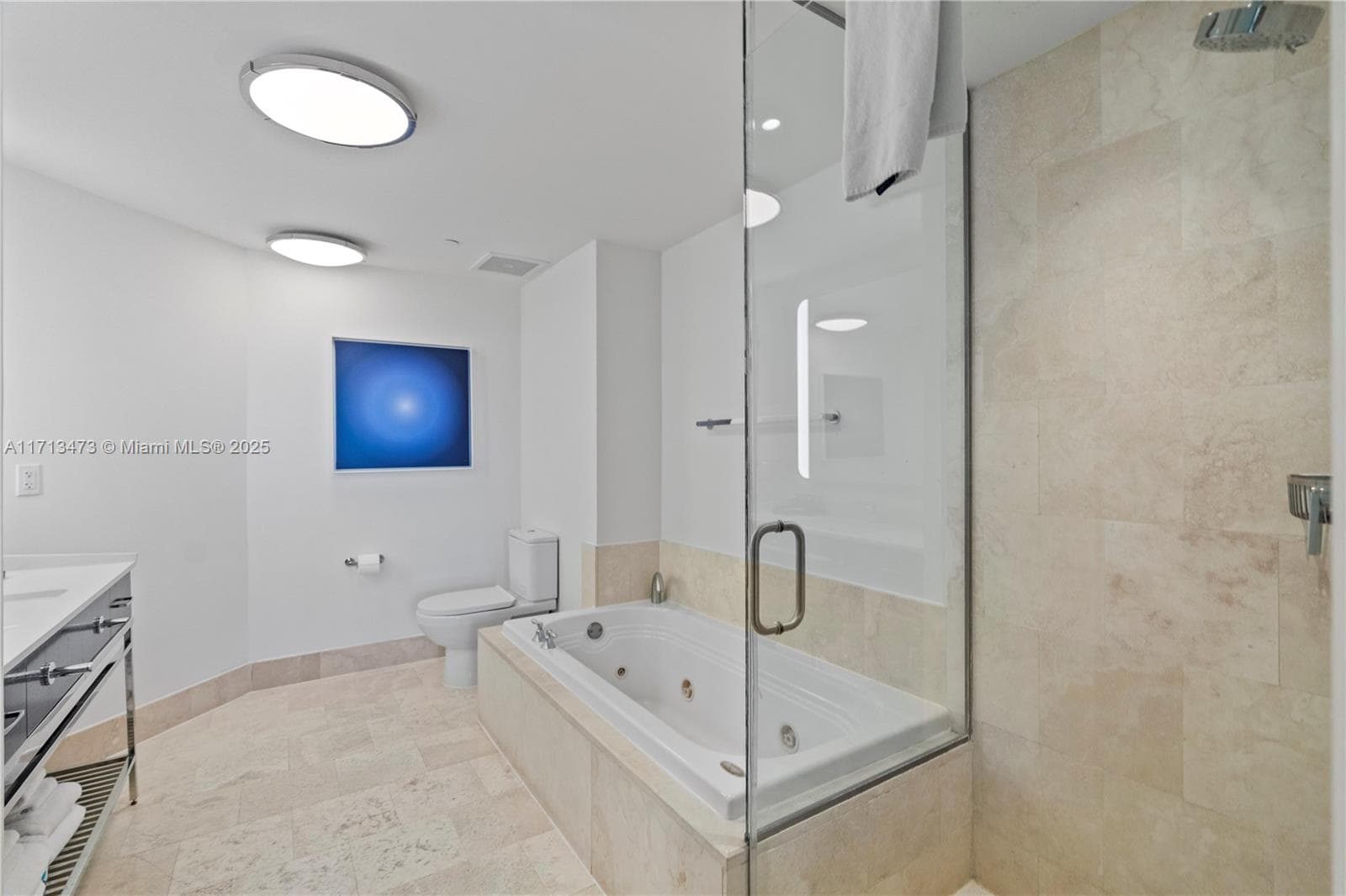 4401 Collins Ave, Miami Beach FL 33140 — 39