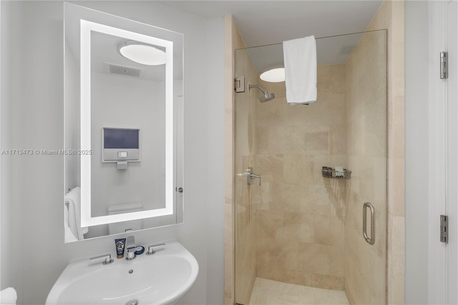 4401 Collins Ave, Miami Beach FL 33140 — 21