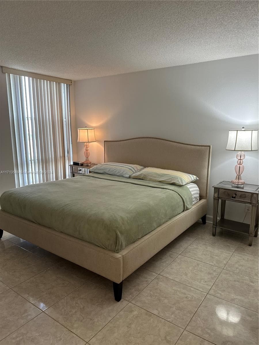 210 172nd St # 523, Sunny Isles Beach FL 33160 — 12