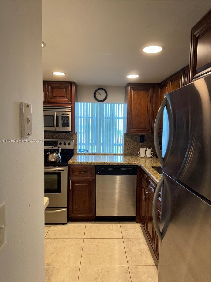 210 172nd St # 523, Sunny Isles Beach FL 33160 — 7