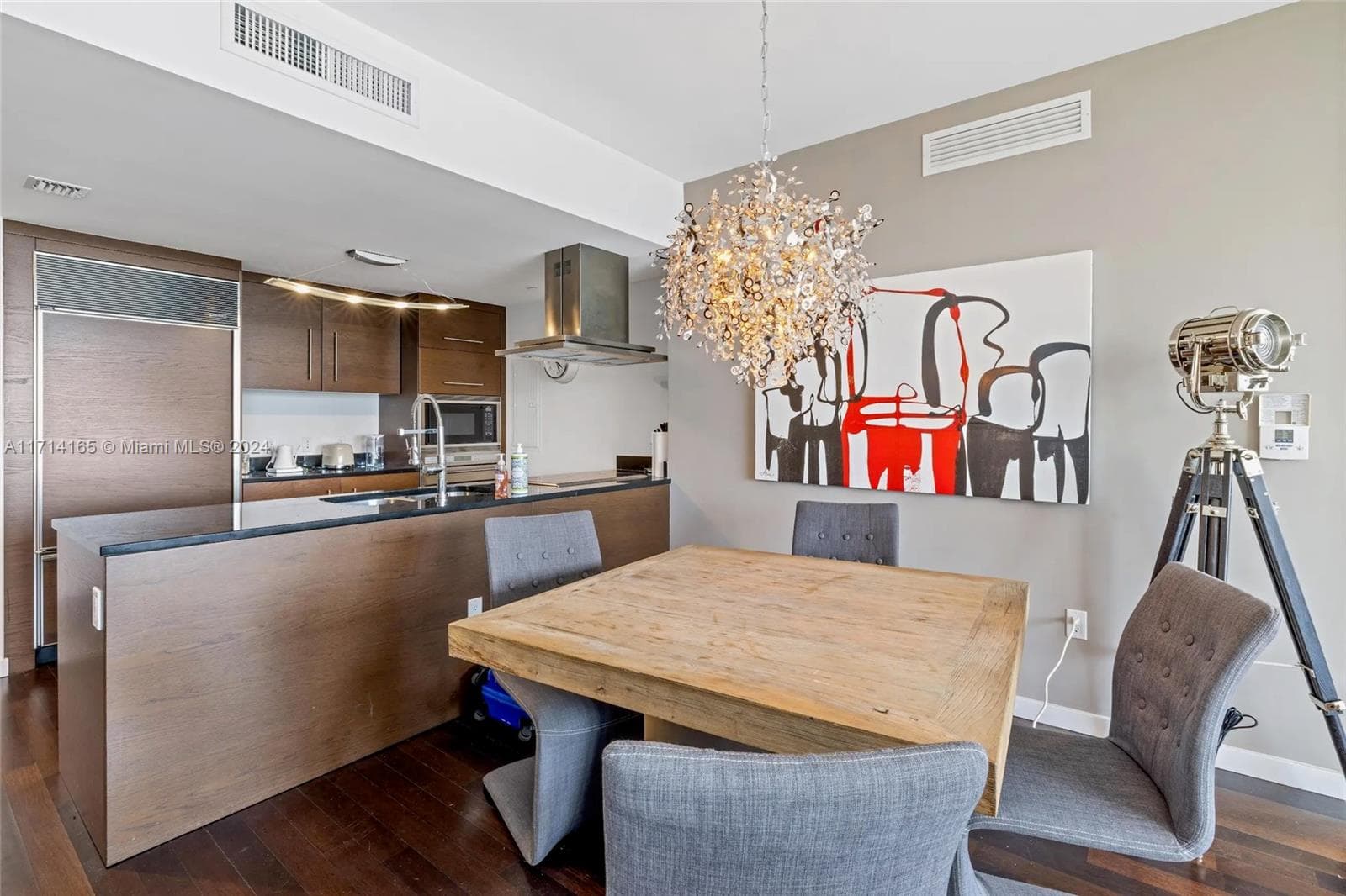 495 Brickell Ave # 4805, Miami FL 33131 — 5
