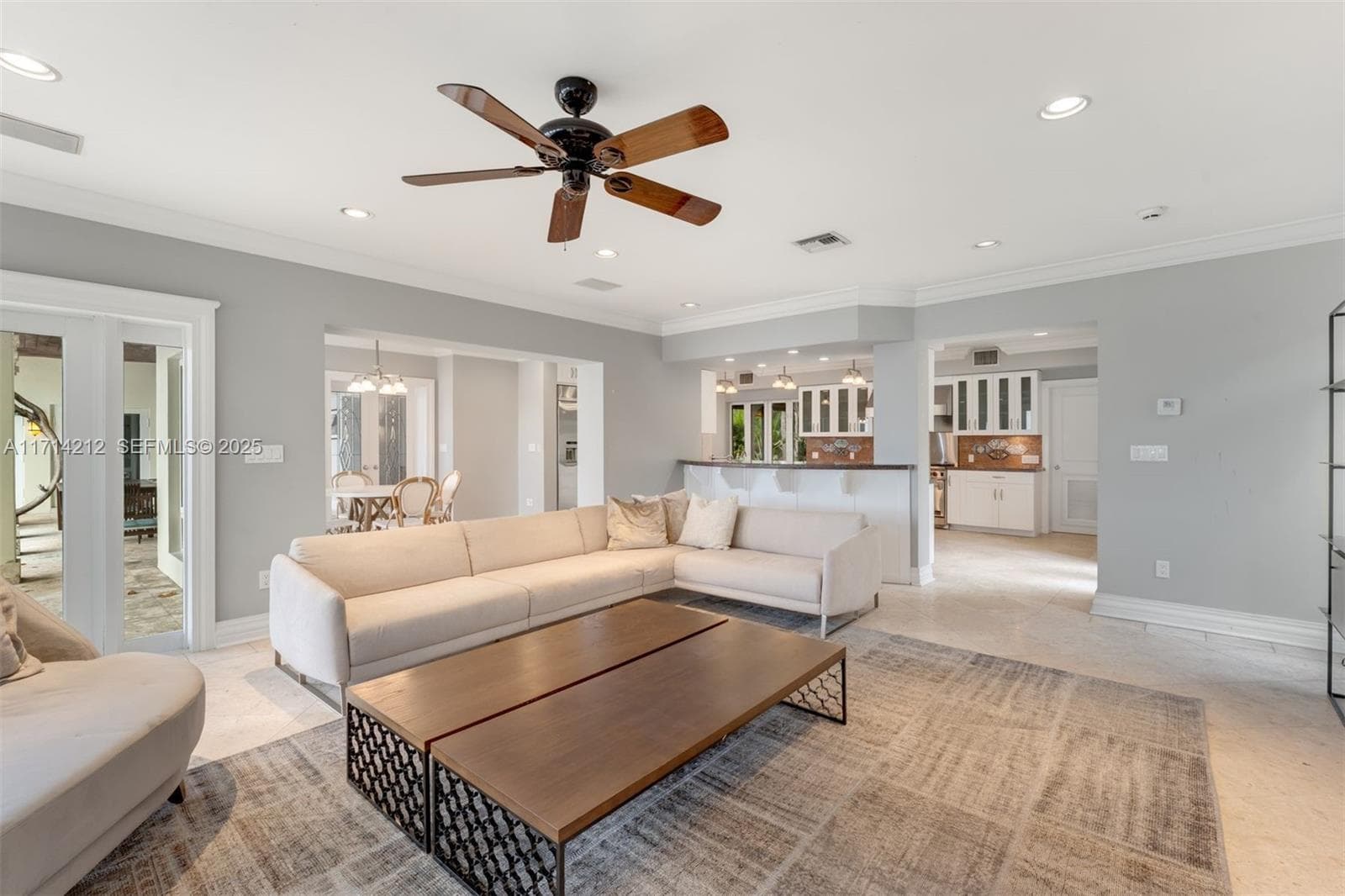 11 E Rivo Alto Dr, Miami Beach FL 33139 — 23