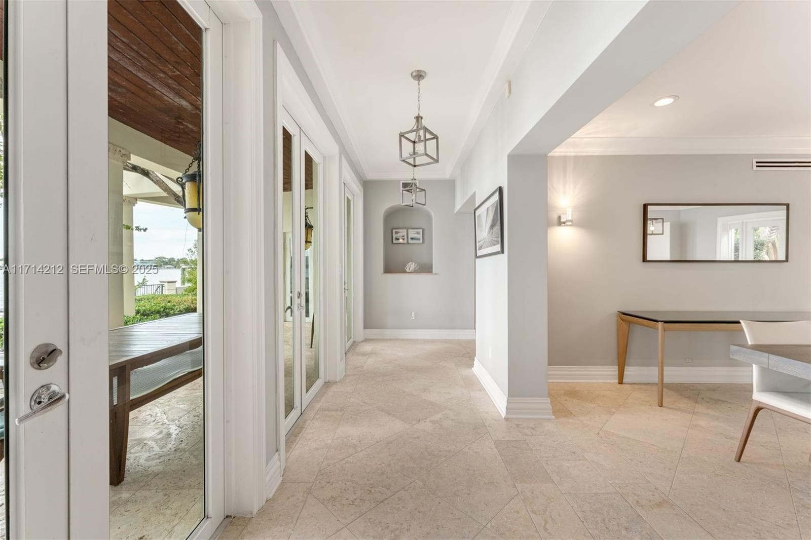 11 E Rivo Alto Dr, Miami Beach FL 33139 — 16