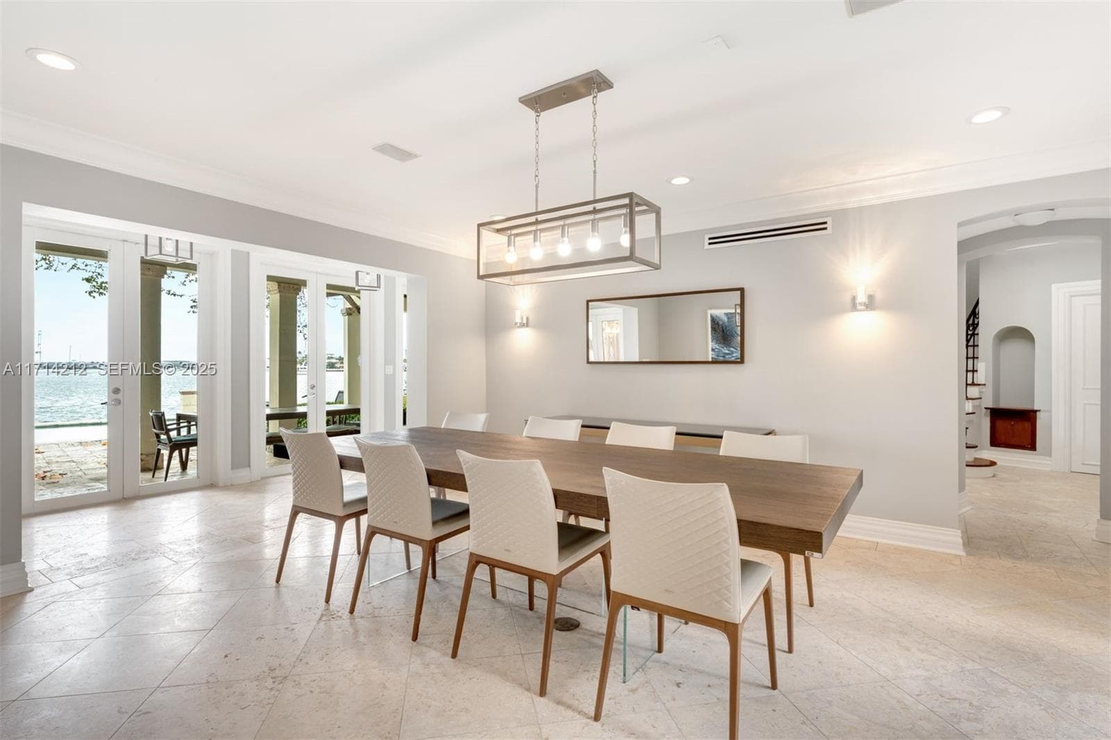 11 E Rivo Alto Dr, Miami Beach FL 33139 — 18