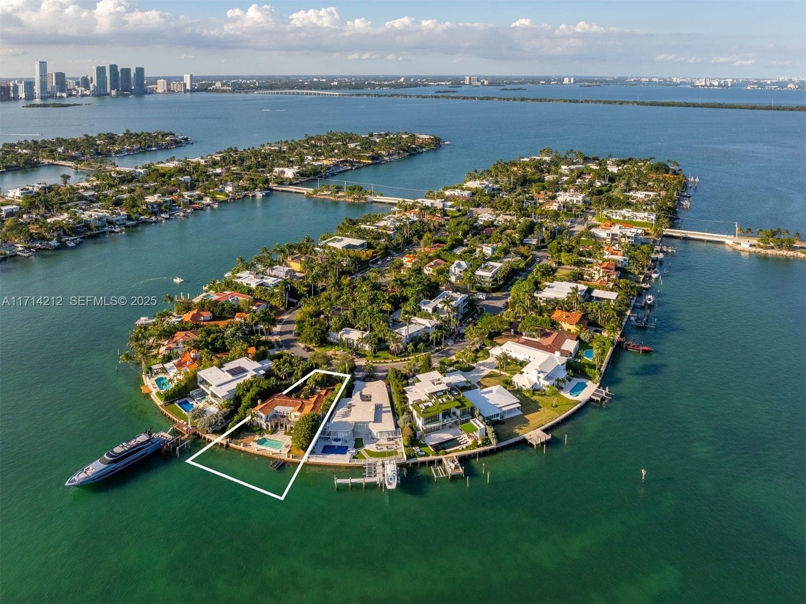 11 E Rivo Alto Dr, Miami Beach FL 33139 — 11
