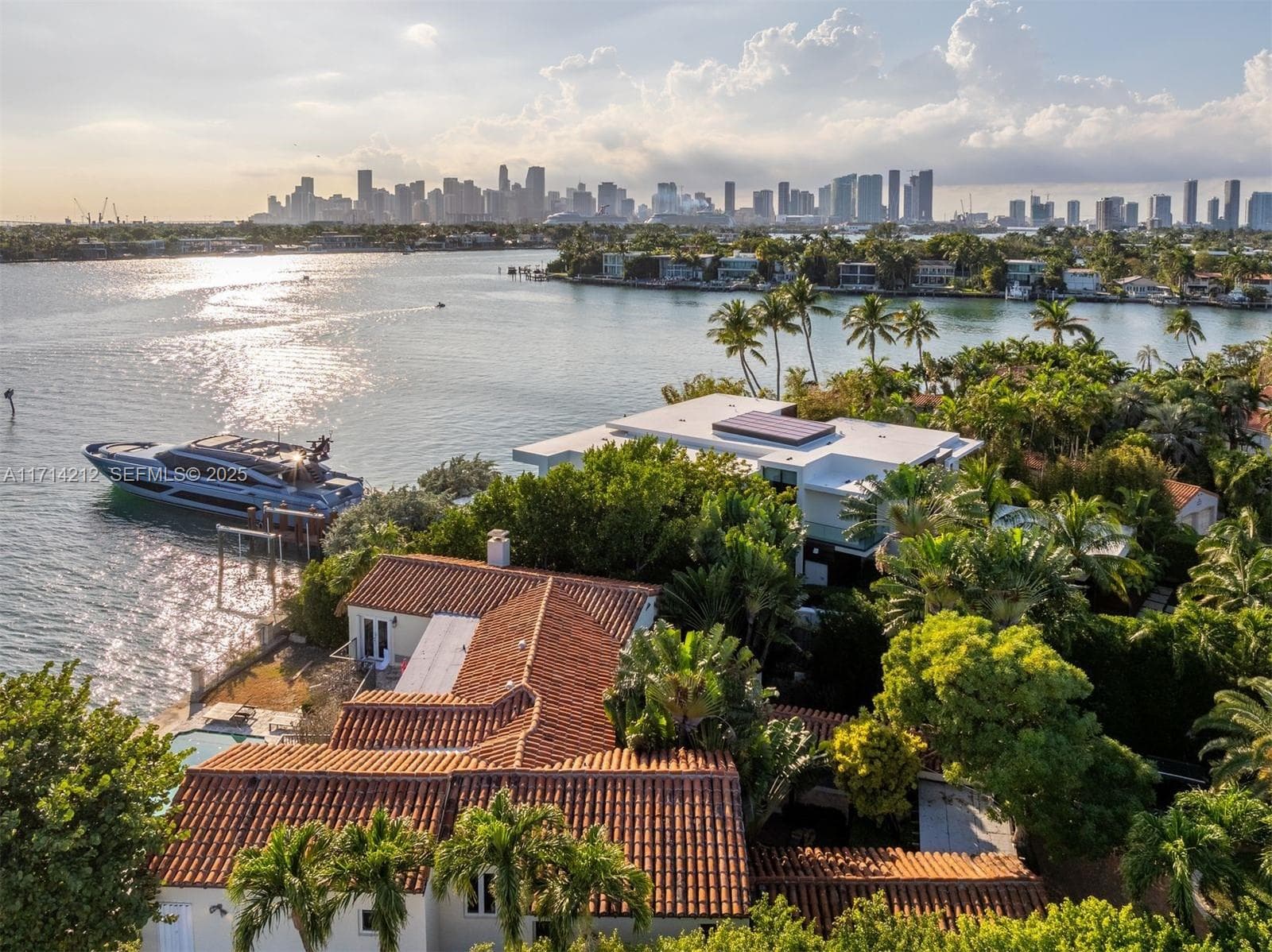 11 E Rivo Alto Dr, Miami Beach FL 33139 — 8