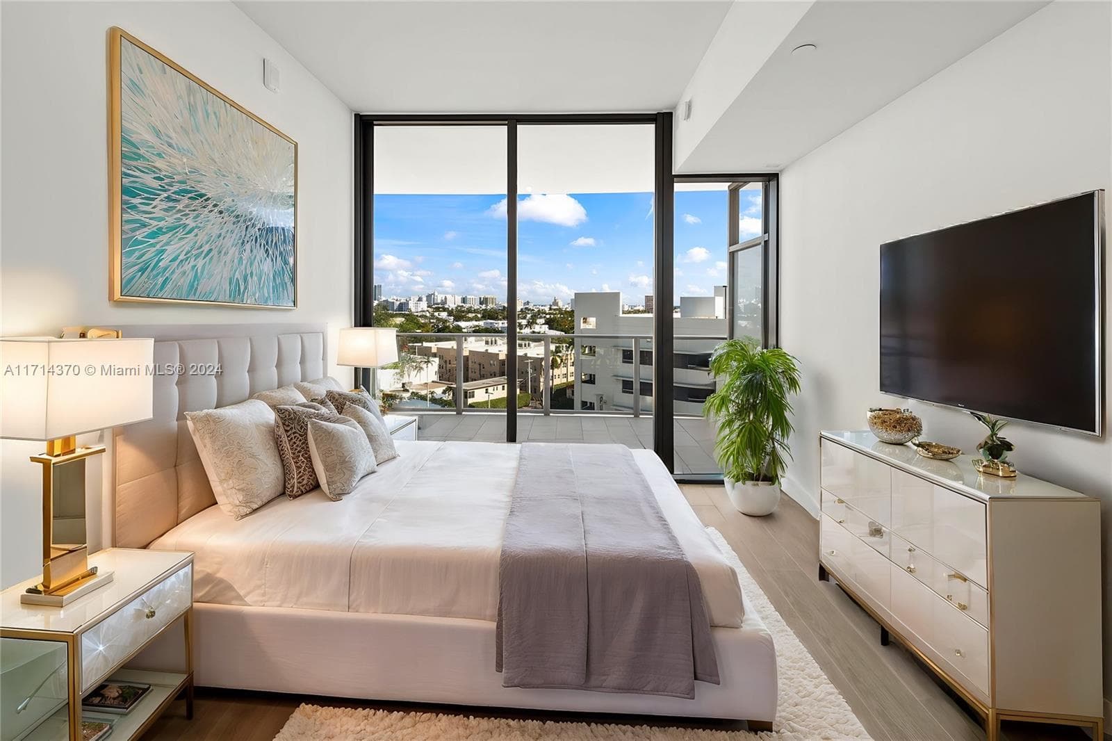 500 Alton Rd # 908, Miami Beach FL 33139 — 4