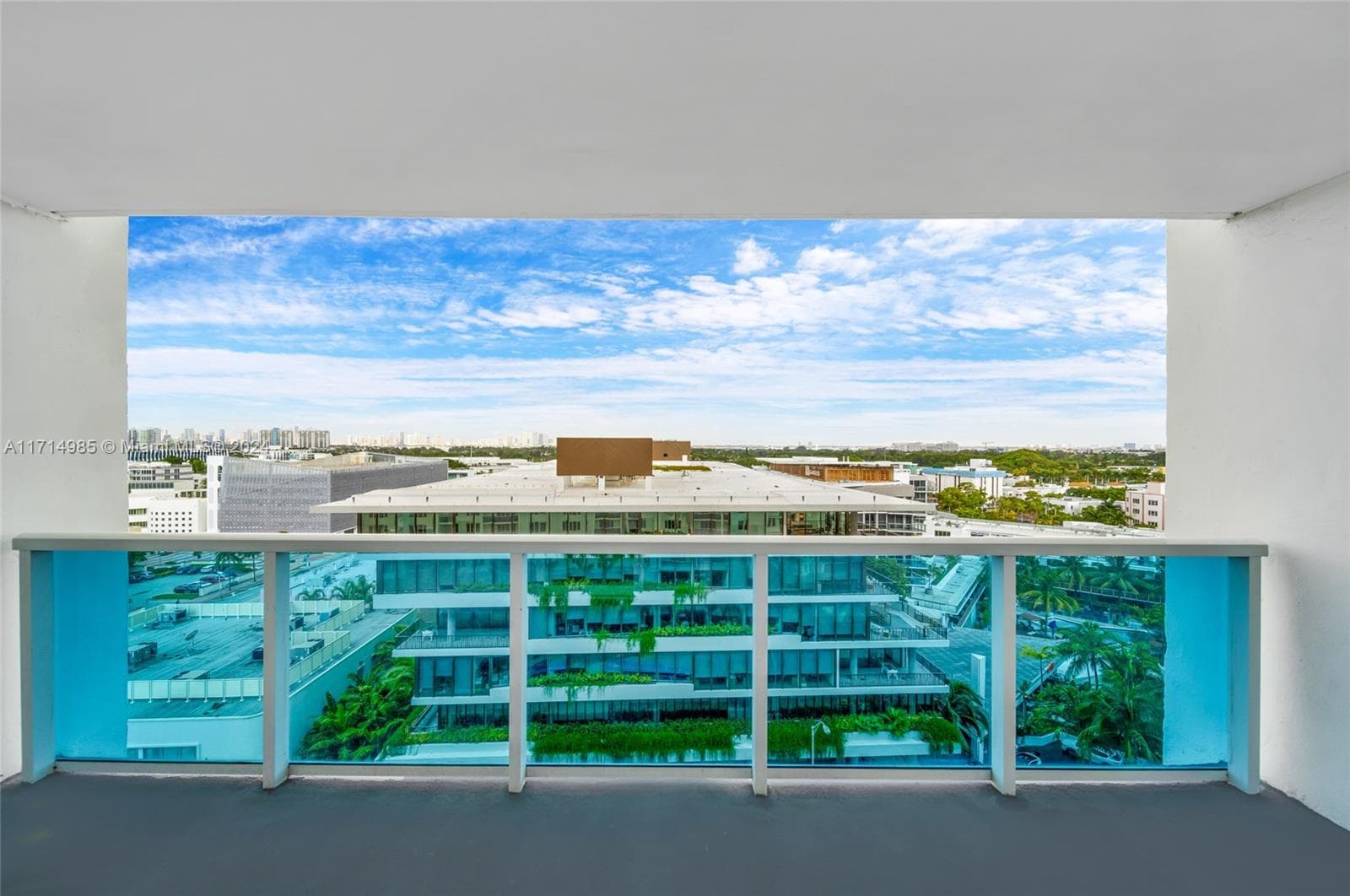 2301 Collins Ave # 1030, Miami Beach FL 33139 — 2