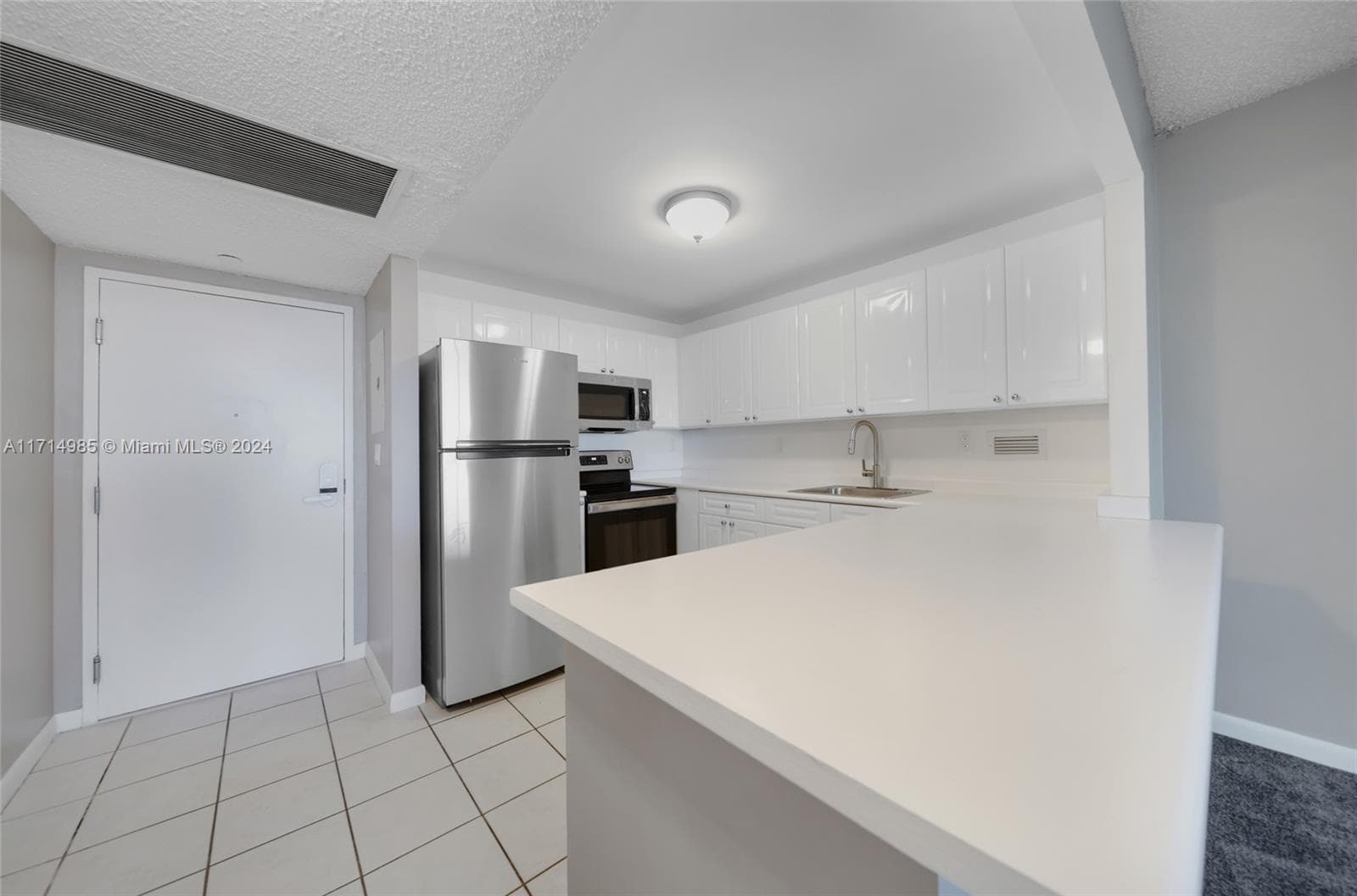 2301 Collins Ave # 1030, Miami Beach FL 33139 — 14