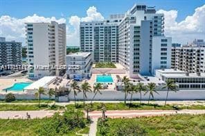 5401 Collins Ave # 223, Miami Beach FL 33140 — 2