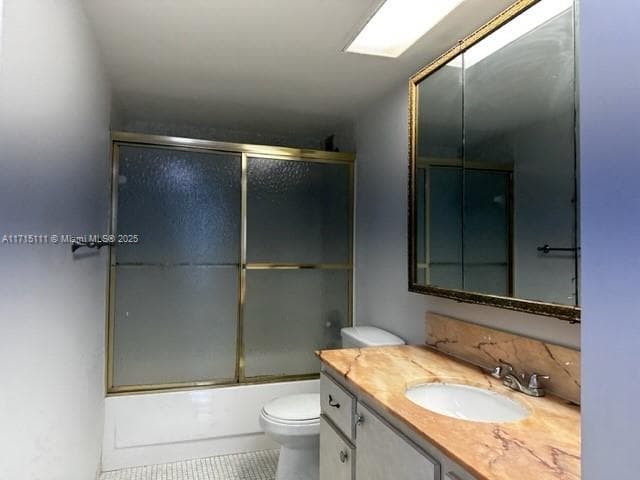 5401 Collins Ave # 223, Miami Beach FL 33140 — 24
