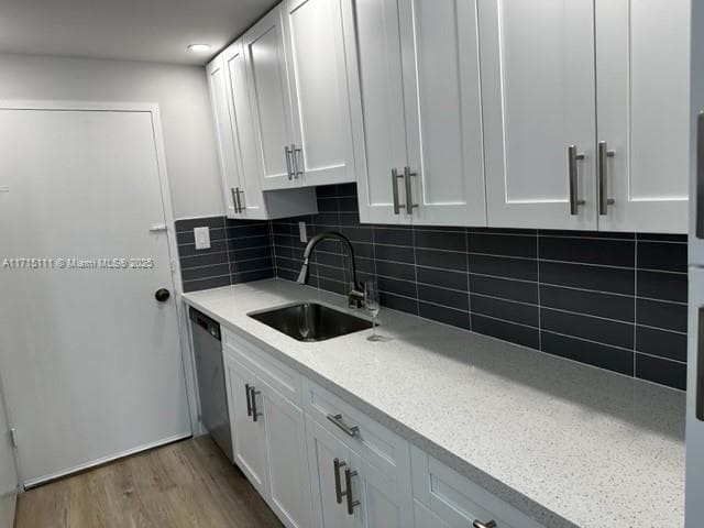 5401 Collins Ave # 223, Miami Beach FL 33140 — 29