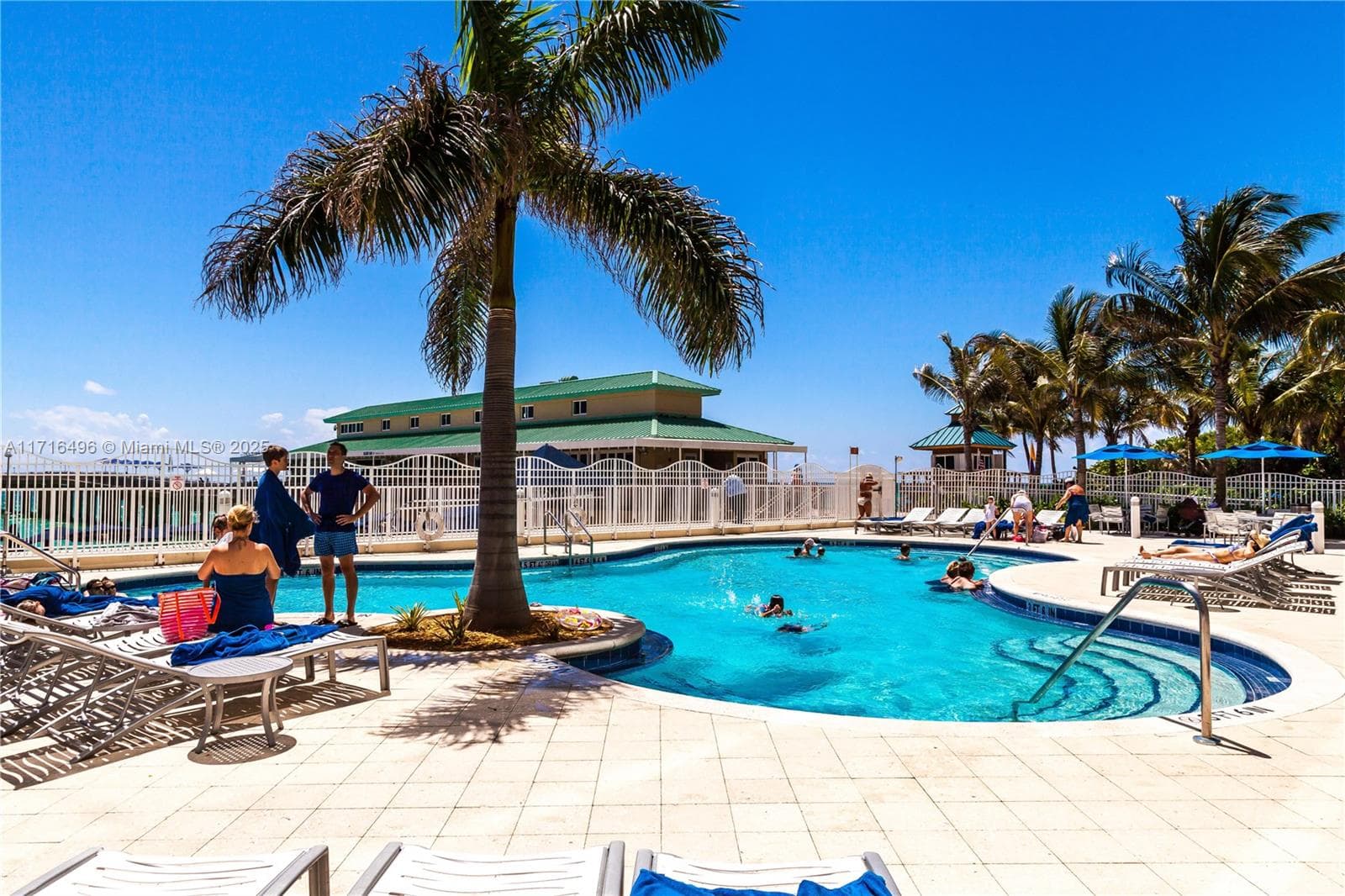 16699 Collins Ave # 2405, Sunny Isles Beach FL 33160 — 32